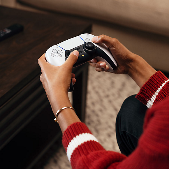 DualSense® Wireless Controller — product view 6